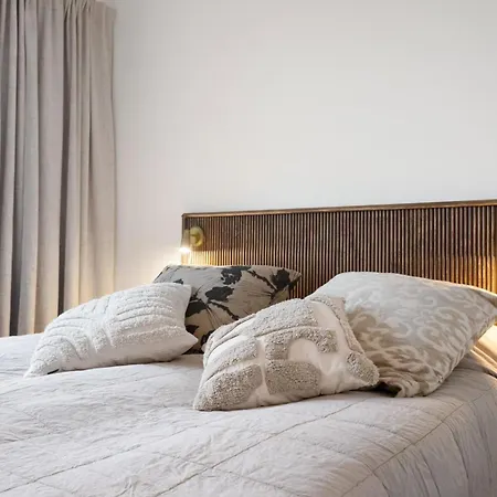 Northern Lights Riverside Apartmán *