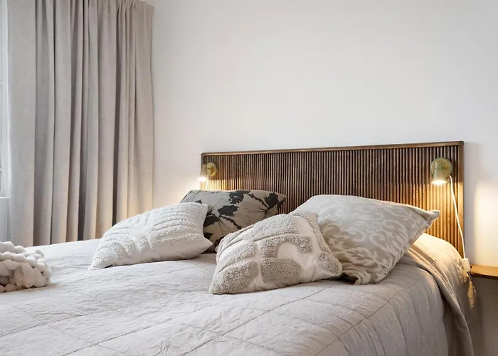 Northern Lights Riverside アパート *