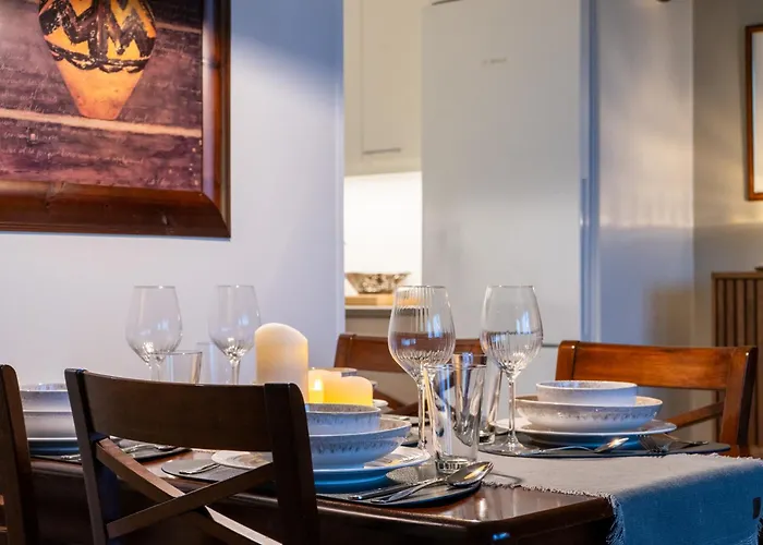 Northern Lights Riverside アパート